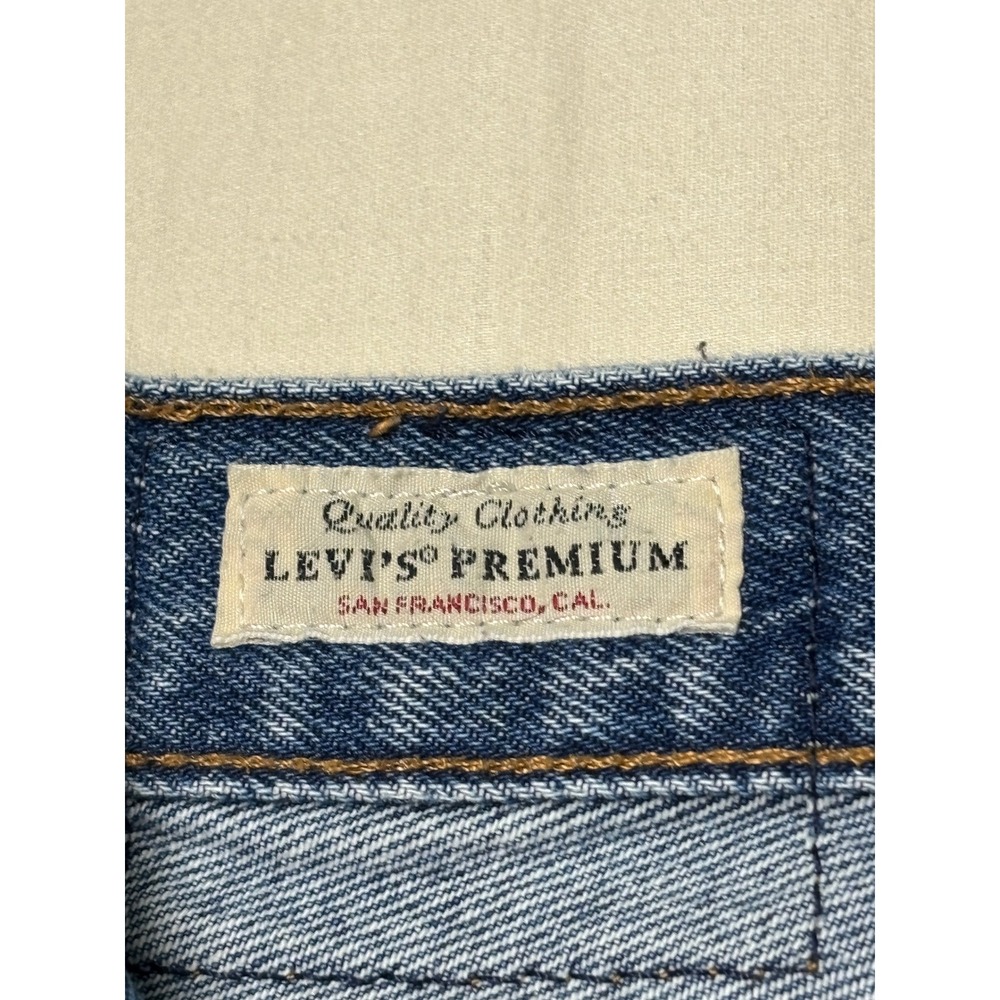 Levis Premium 501 Original Fit Jeans Womens W28 L30 Medium Wash Blue - Picture 3 of 14